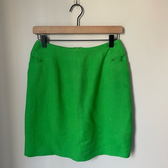 Harve Benard Dresses & Skirts - Harve Benard Green Mini Skirt